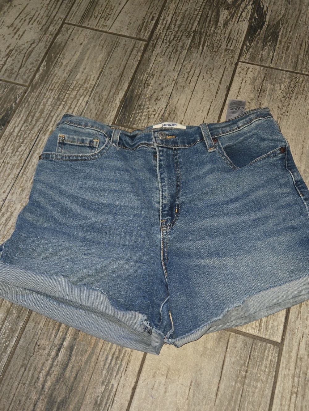 Denizen from Levi's Medium Blue Denim Jeans. Vintage High Rise Shorts
